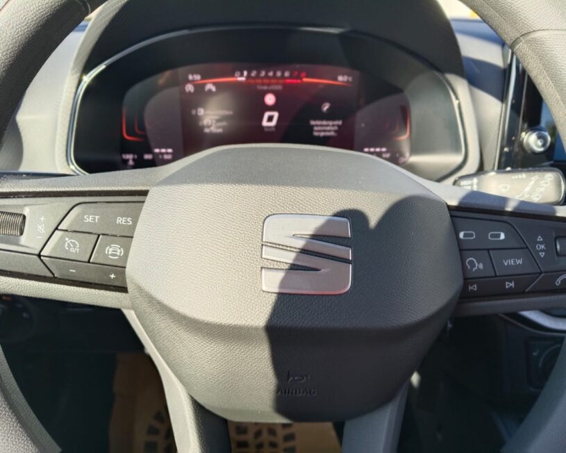 SEAT Arona Reference  TSI voll