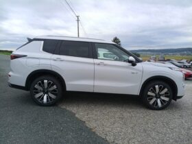 MITSUBISHI Outlander PHEV 2,4 4WD Intense AT 26