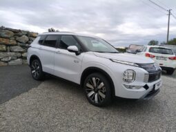 MITSUBISHI Outlander PHEV 2,4 4WD  Allrad Intense