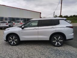 MITSUBISHI Outlander PHEV 2,4 4WD  Allrad Intense