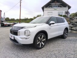 MITSUBISHI Outlander PHEV 2,4 4WD  Allrad Intense