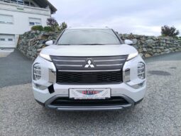 MITSUBISHI Outlander PHEV 2,4 4WD  Allrad Intense voll