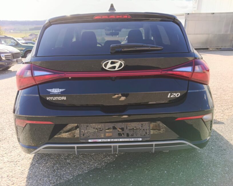 HYUNDAI i20 TOP  Navi Kamera, Alu voll