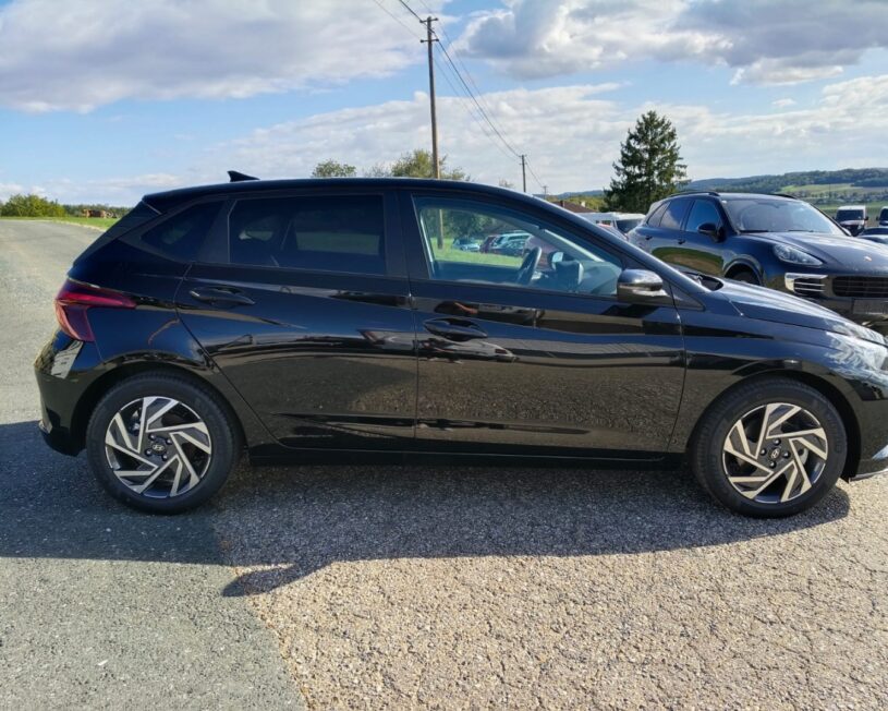HYUNDAI i20 TOP  Navi Kamera, Alu voll