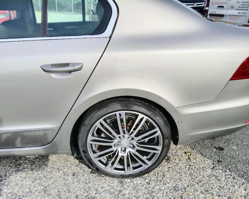 SKODA Superb Elegance Automatik voll