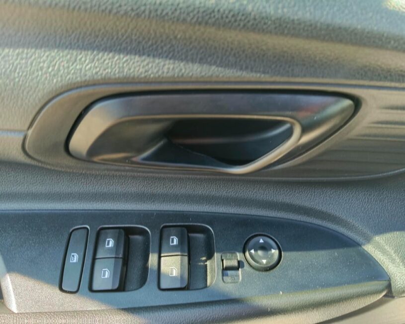 HYUNDAI Hyundai i20 GO Plus Sondermodell AUTOMATIK  Navi, Kamera voll