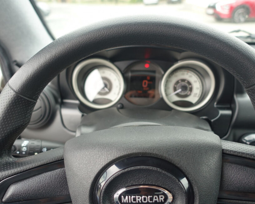 Microcar MGO6 voll