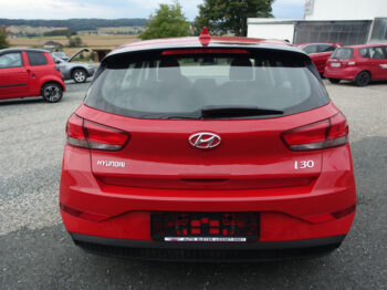 Hyundai i30 – PD i-Line 1,5 DPI c1bi0 voll