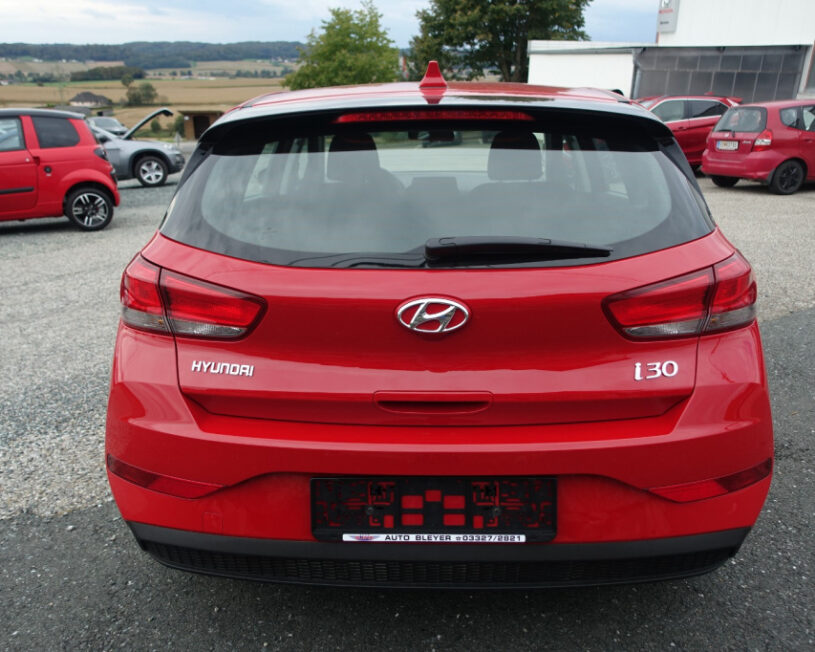 Hyundai i30 – PD i-Line 1,5 DPI c1bi0 voll
