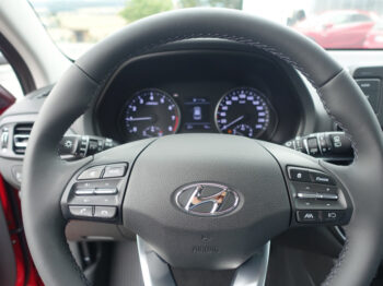 Hyundai i30 – PD i-Line 1,5 DPI c1bi0 voll