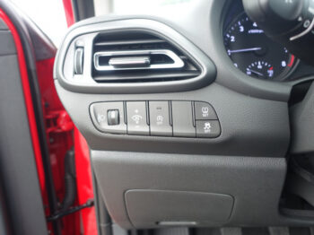 Hyundai i30 – PD i-Line 1,5 DPI c1bi0 voll